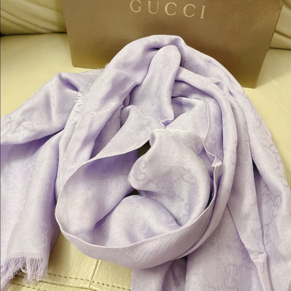 Authentic brand new Gucci summer scarf